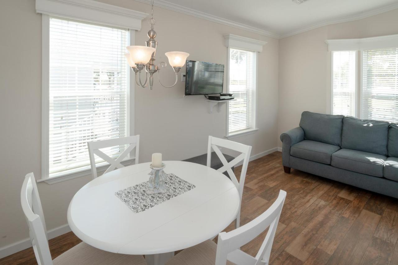Central Park Rv Resort Хейнс Сити Екстериор снимка